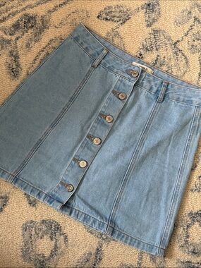 Forever 21 Light Blue Denim Button-Front A-Line Skirt - Size Small or 26